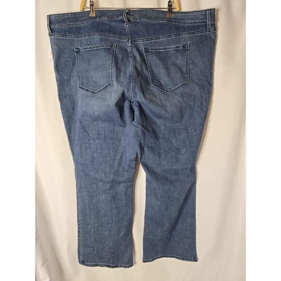 Old Navy women’s Dark Wash Mid-rise Kicker Bootcut Jeans- Size 26-Plus Size- NWT - Picture 7 of 8